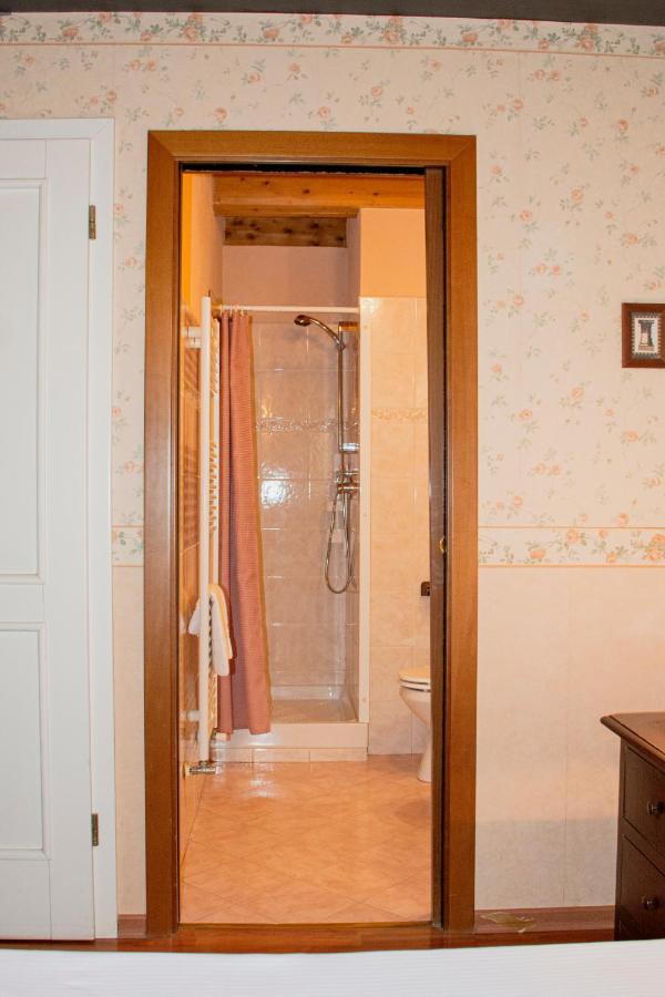 Hotel Capitelli Триест Екстериор снимка